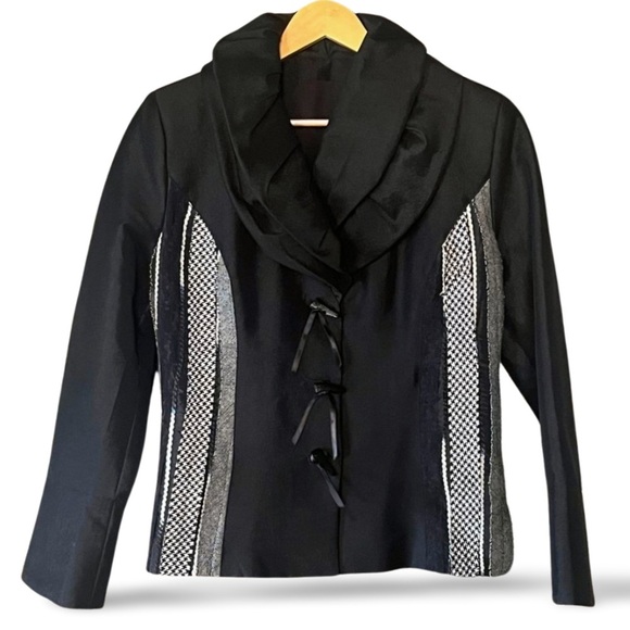 Stylish Black and Gray Women's Jacket - Picture 1 of 6
